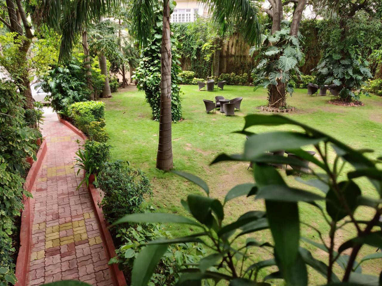 Rajdarshan - A Lake View Hotel In Udajpur Zewnętrze zdjęcie